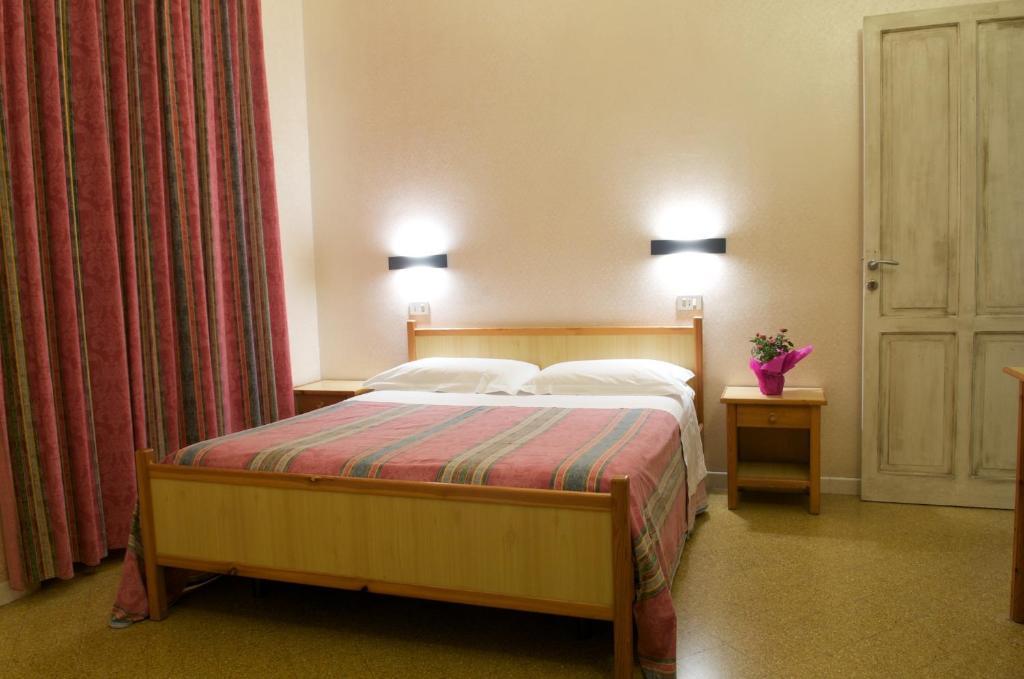 B&B Castiglia Palermo Szoba fotó