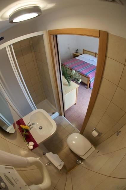 B&B Castiglia Palermo Szoba fotó